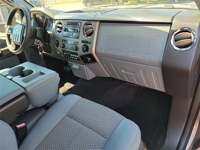 2011 Ford F-250 photo 13