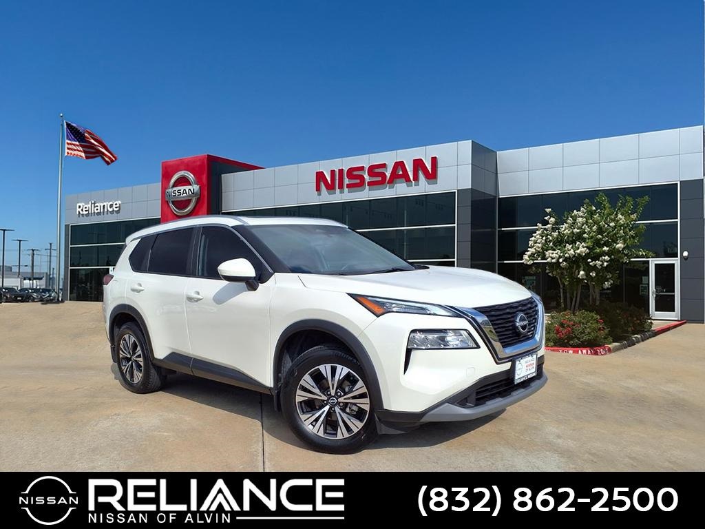 2023 Nissan Rogue SV's photo