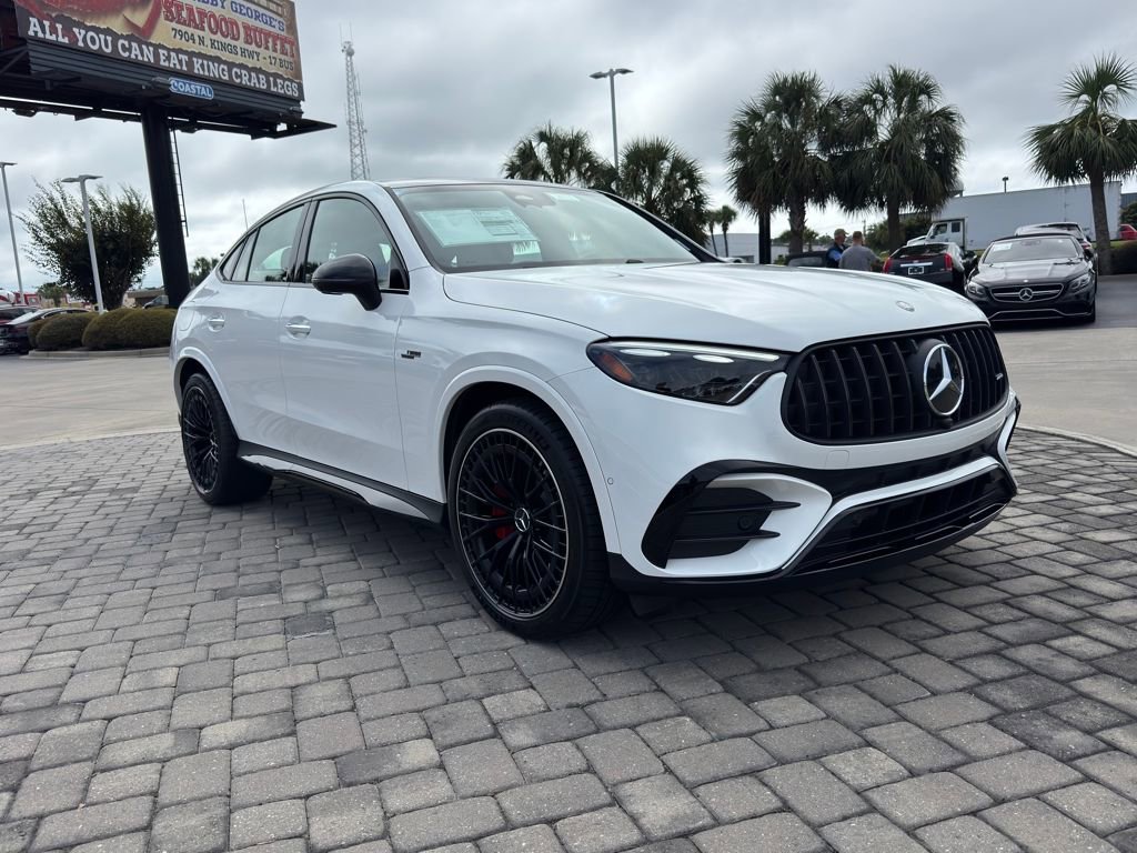 2026 Mercedes Benz GLC 43 AMG photo 2