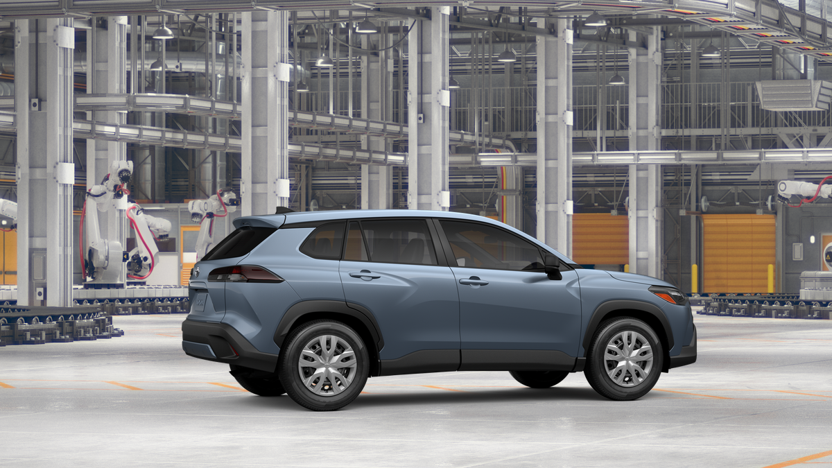2026 Toyota Corolla Cross L photo 8