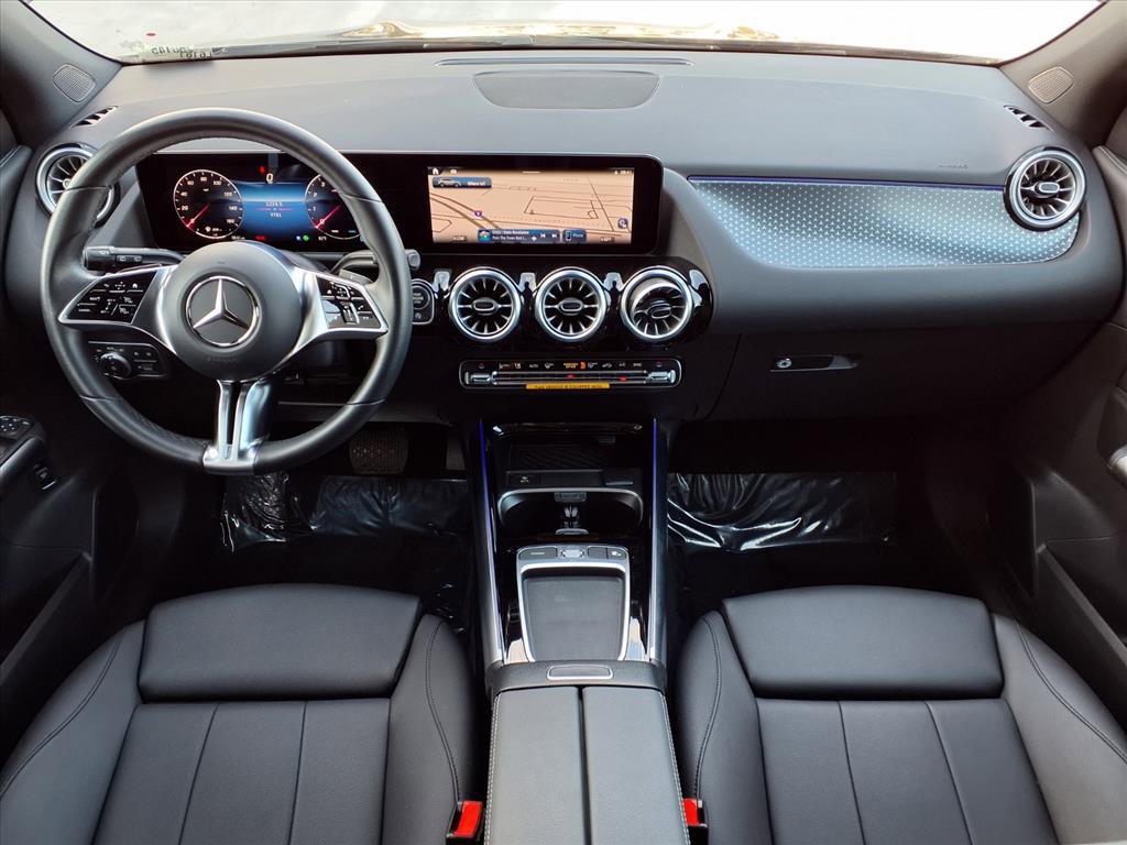 2025 Mercedes Benz GLA photo 4