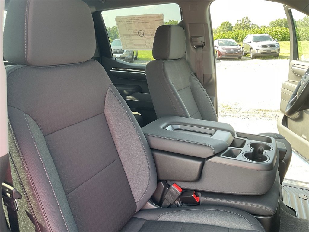 2026 Chevrolet Silverado 1500 LT photo 24