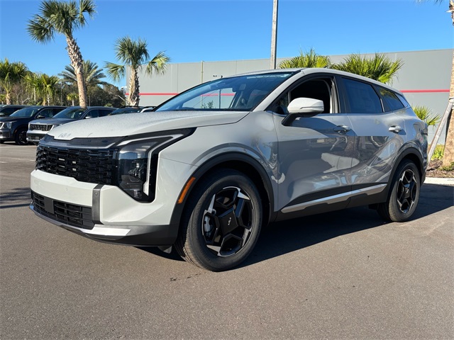 2026 Kia Sportage EX photo 2