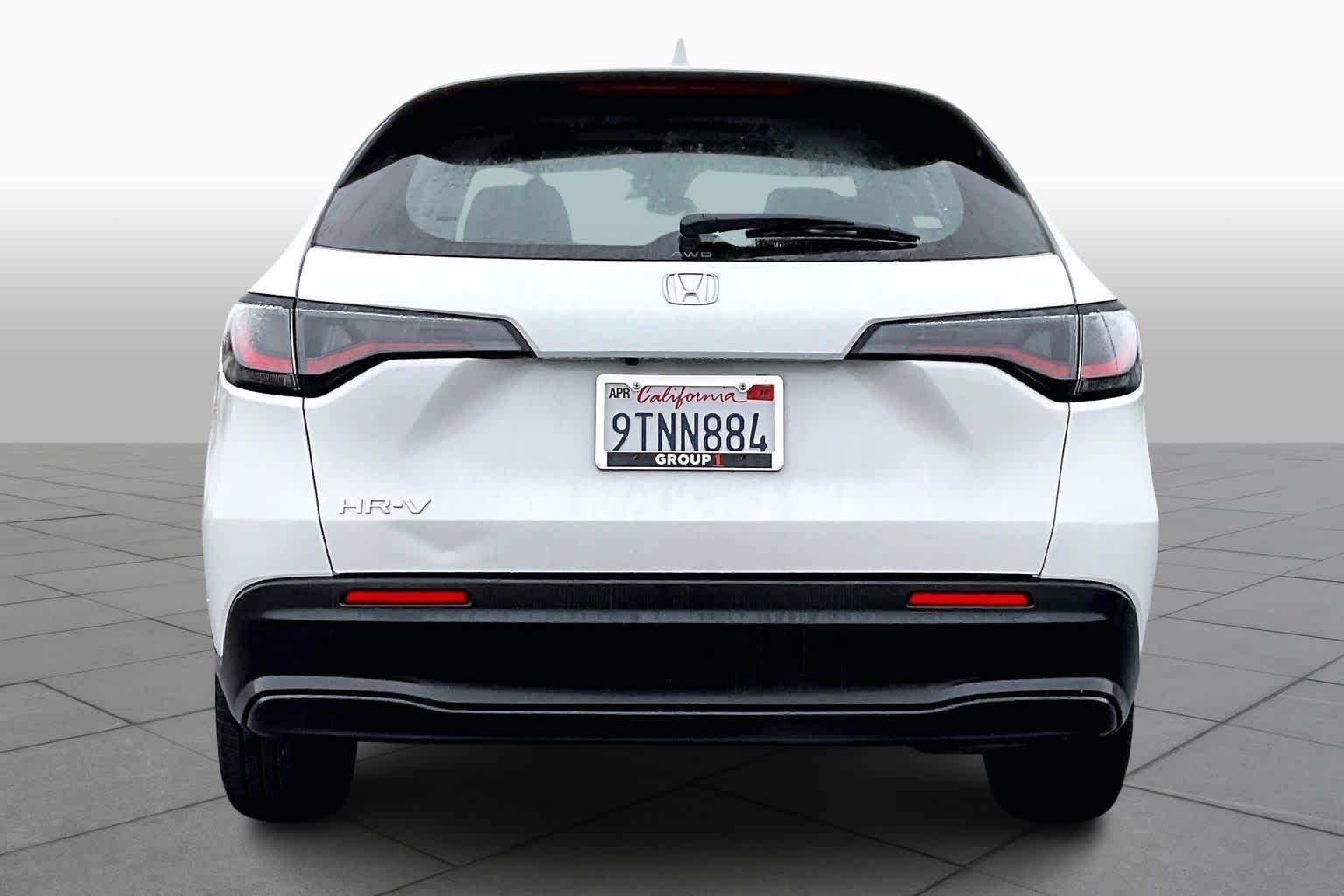 2025 Honda HR-V LX photo 4