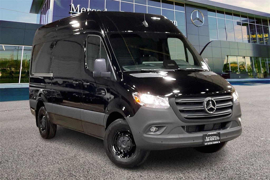2025 Mercedes-Benz Sprinter Cargo Van Base's photo