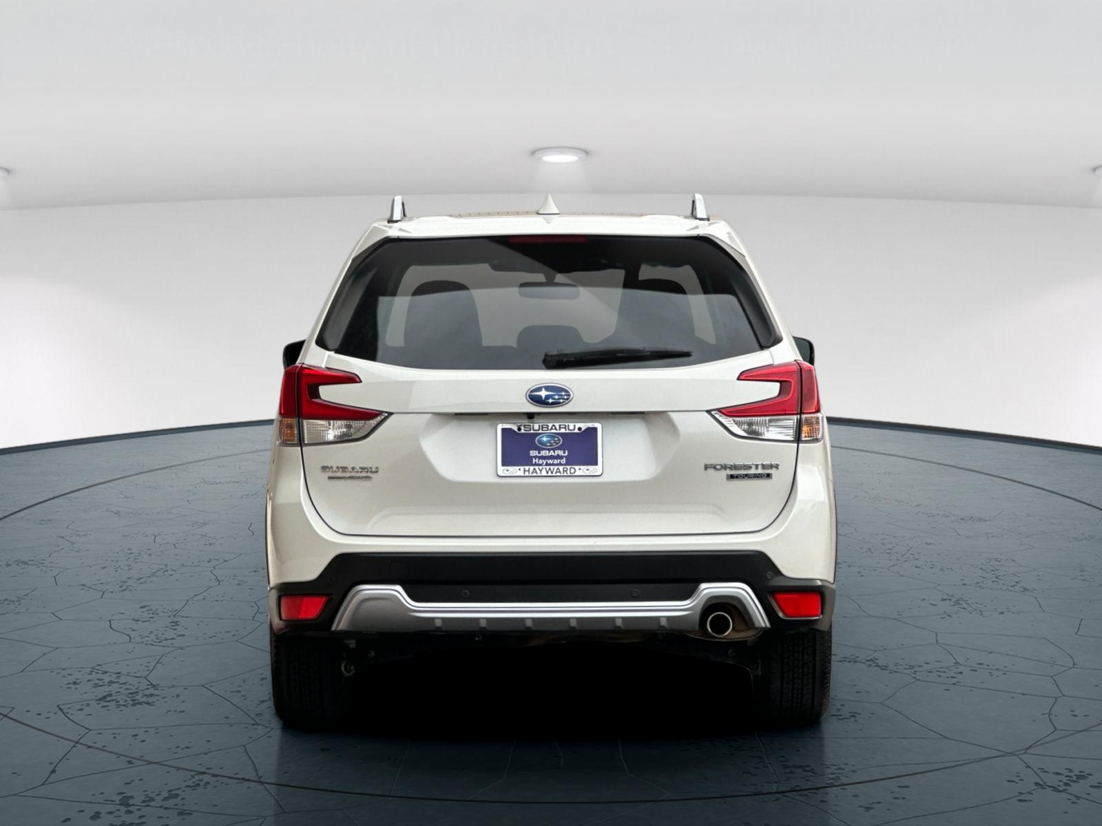 2023 Subaru Forester Touring photo 4
