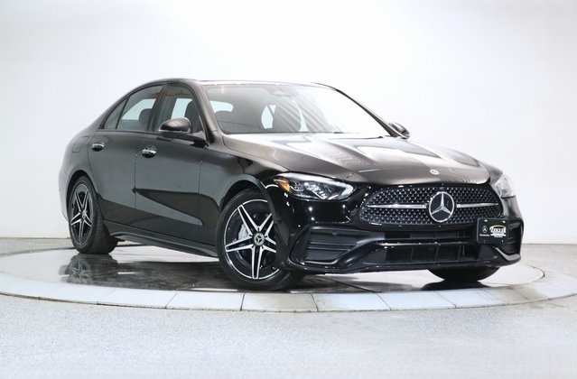 2025 Mercedes-Benz C-Class Sedan C 300's photo