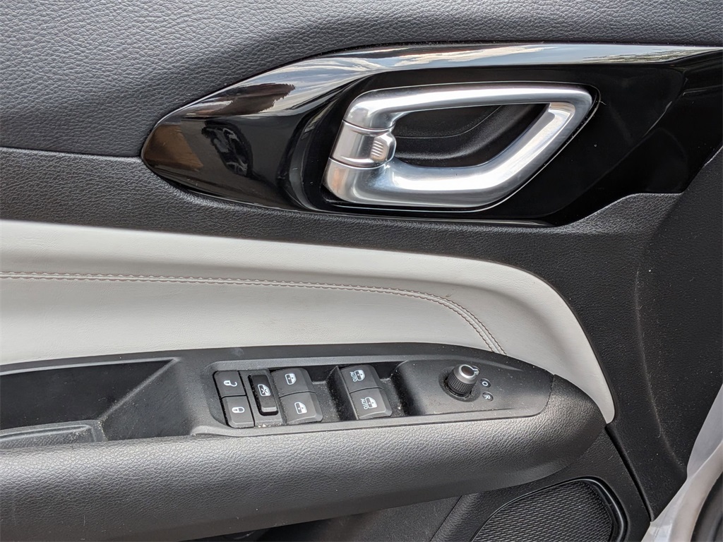 2023 Jeep Compass Limited photo 10