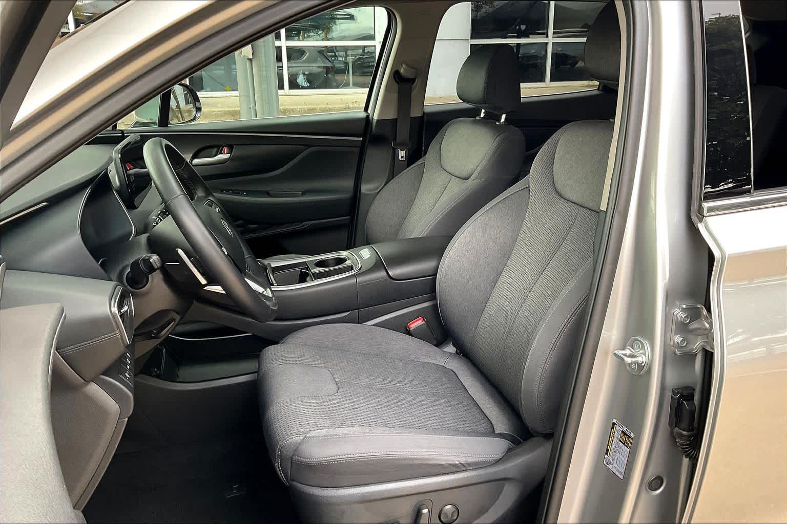 2023 Hyundai Santa Fe SEL photo 3