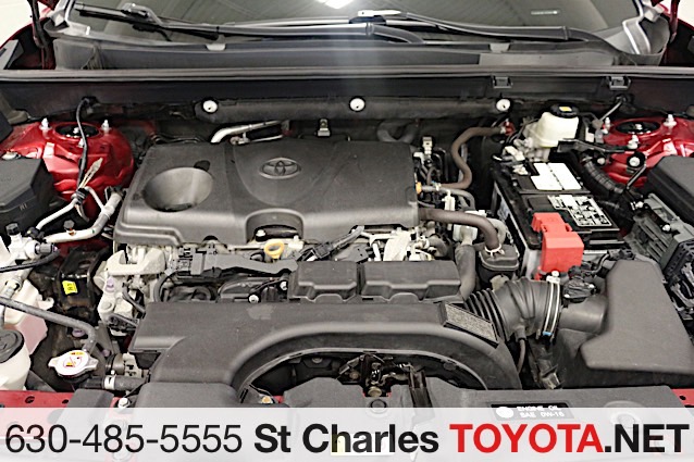 2020 Toyota RAV4 XLE Premium photo 4