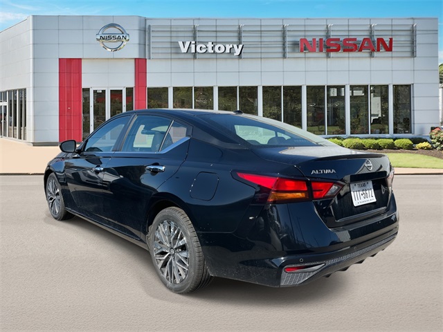 2024 Nissan Altima 2.5 SV photo 3