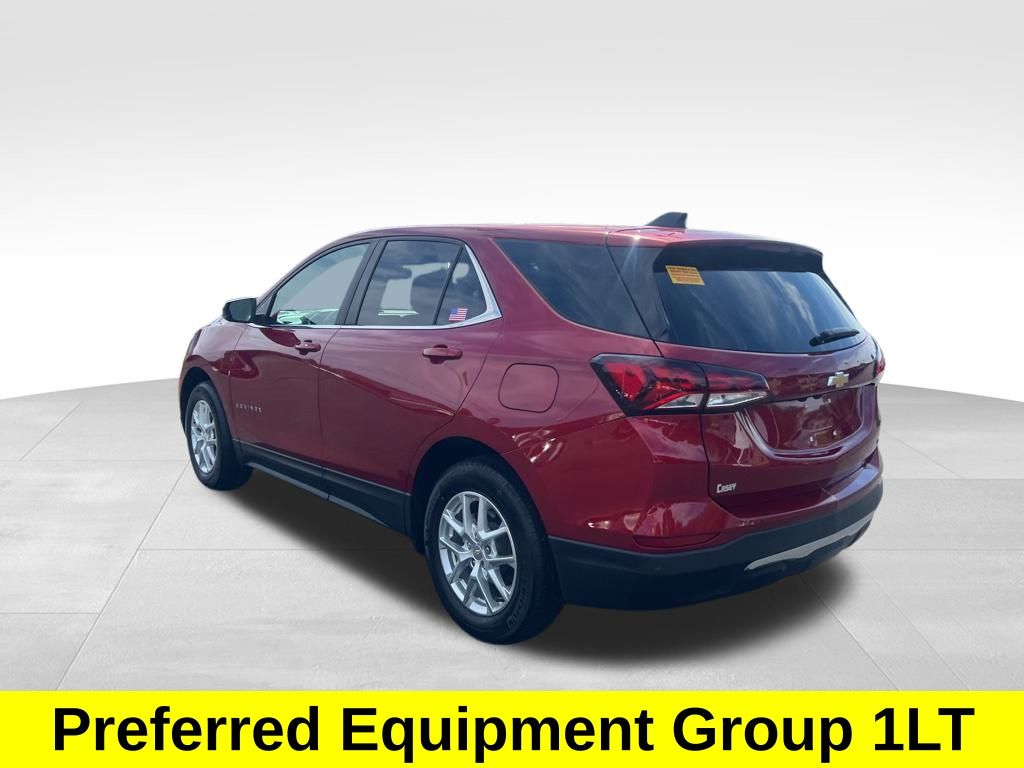 2022 Chevrolet Equinox LT photo 3