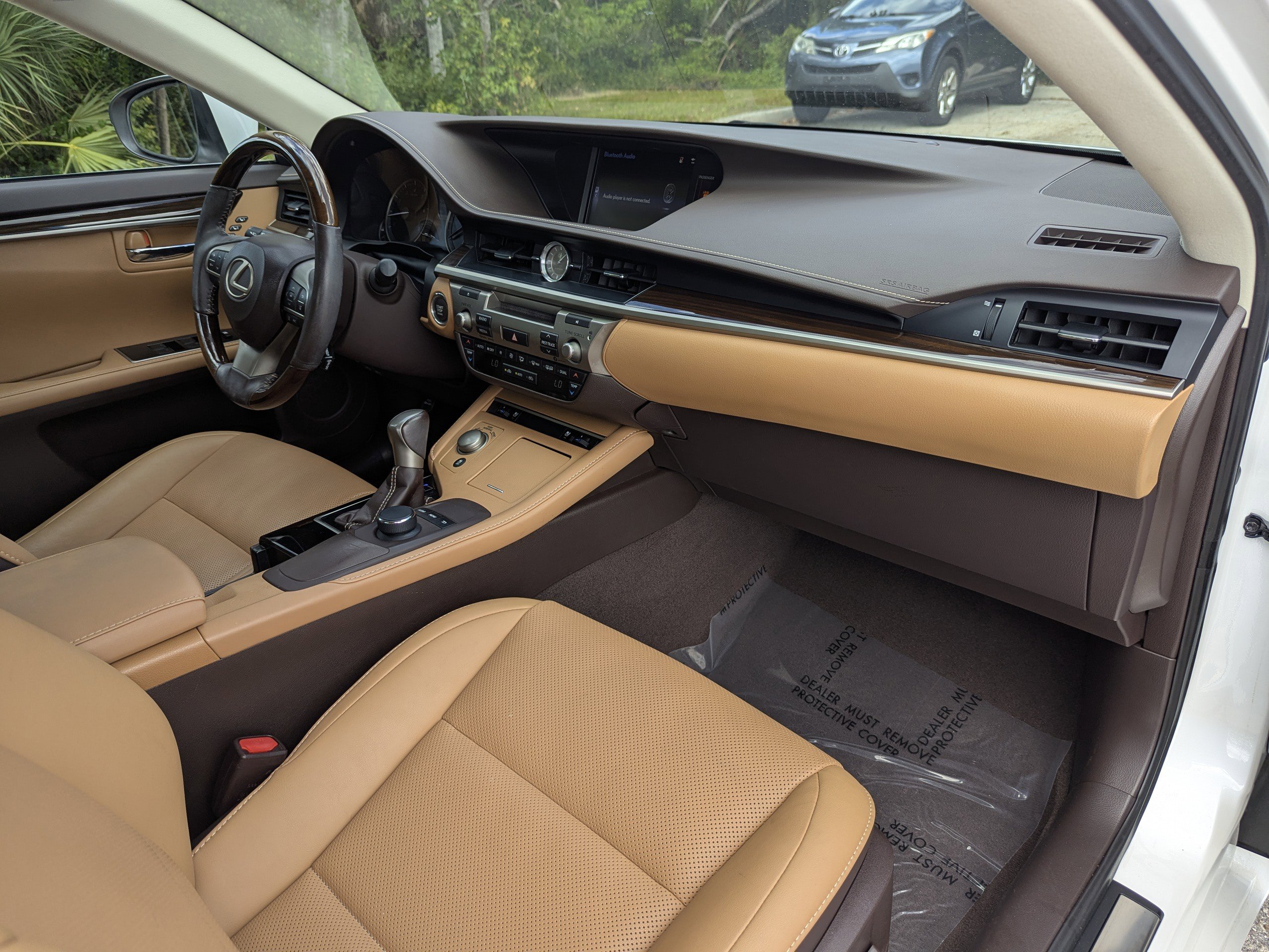2017 Lexus ES 350 photo 12