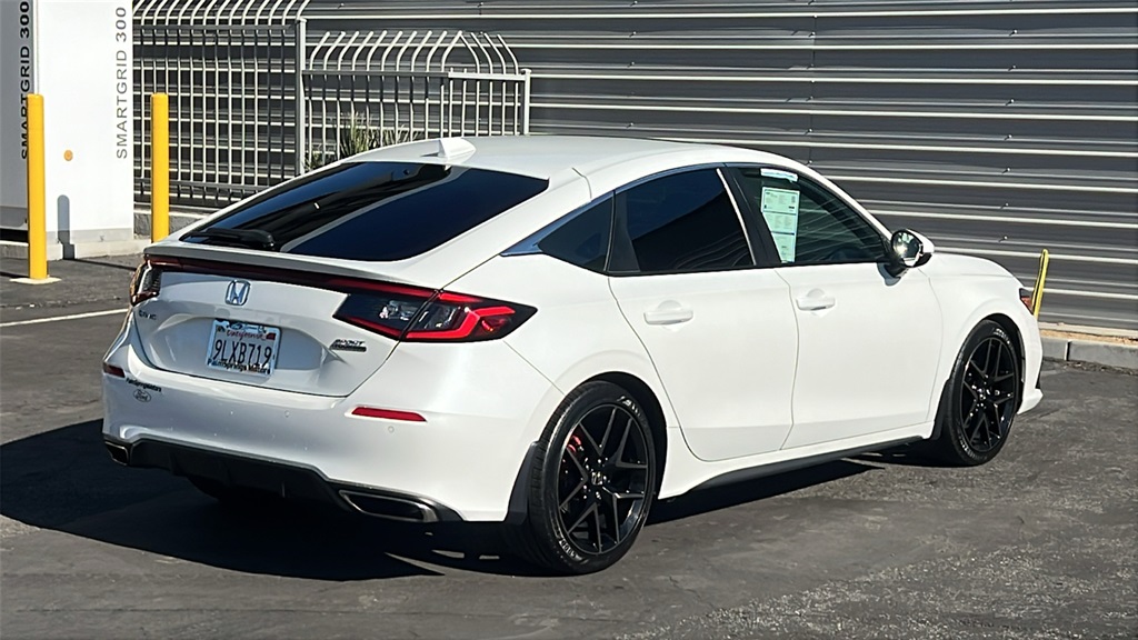 2024 Honda Civic Sport Touring photo 4