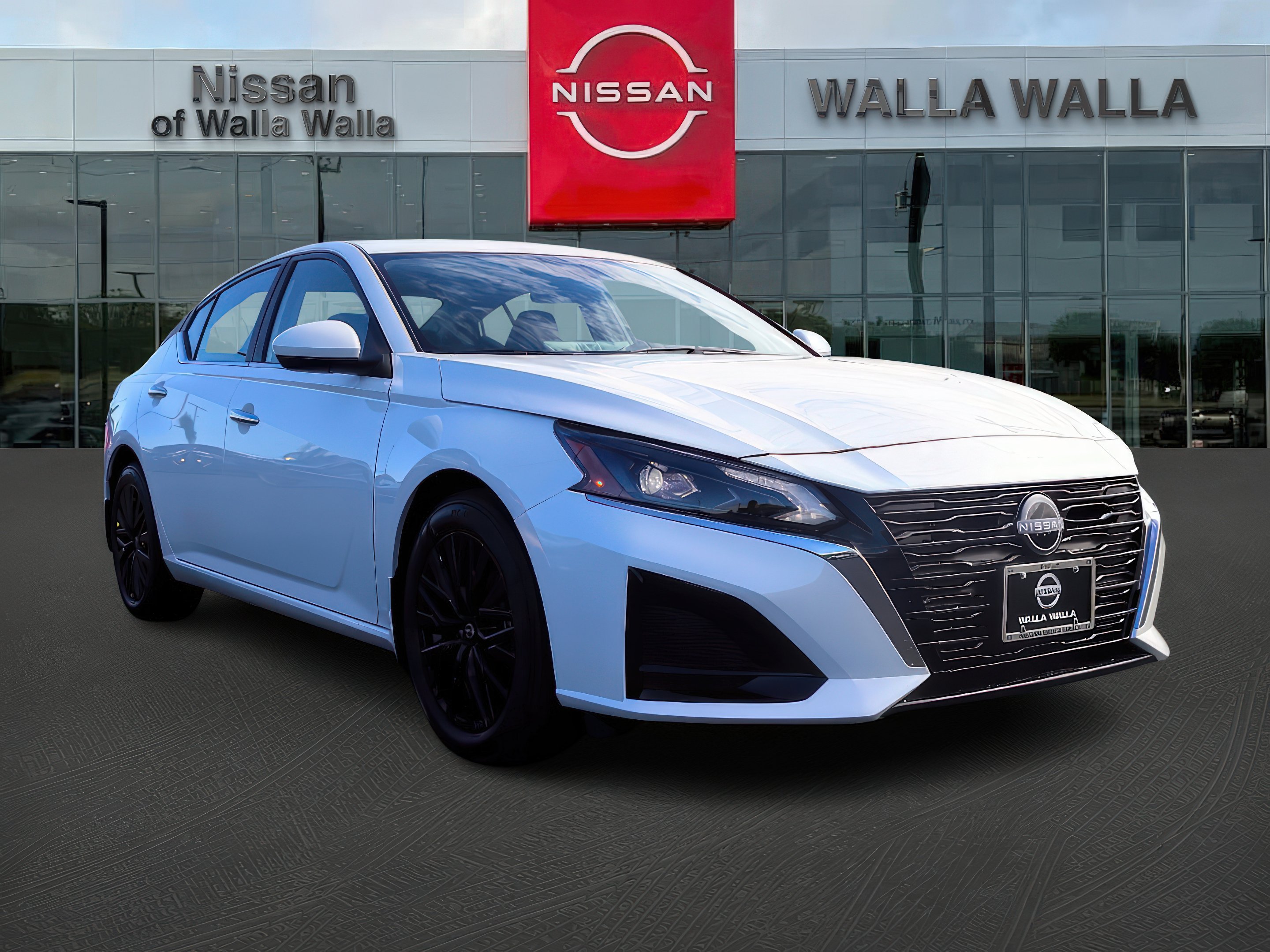 2025 Nissan Altima SV's photo