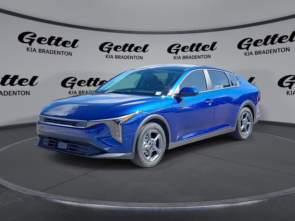 2025 Kia K4 LXS's photo