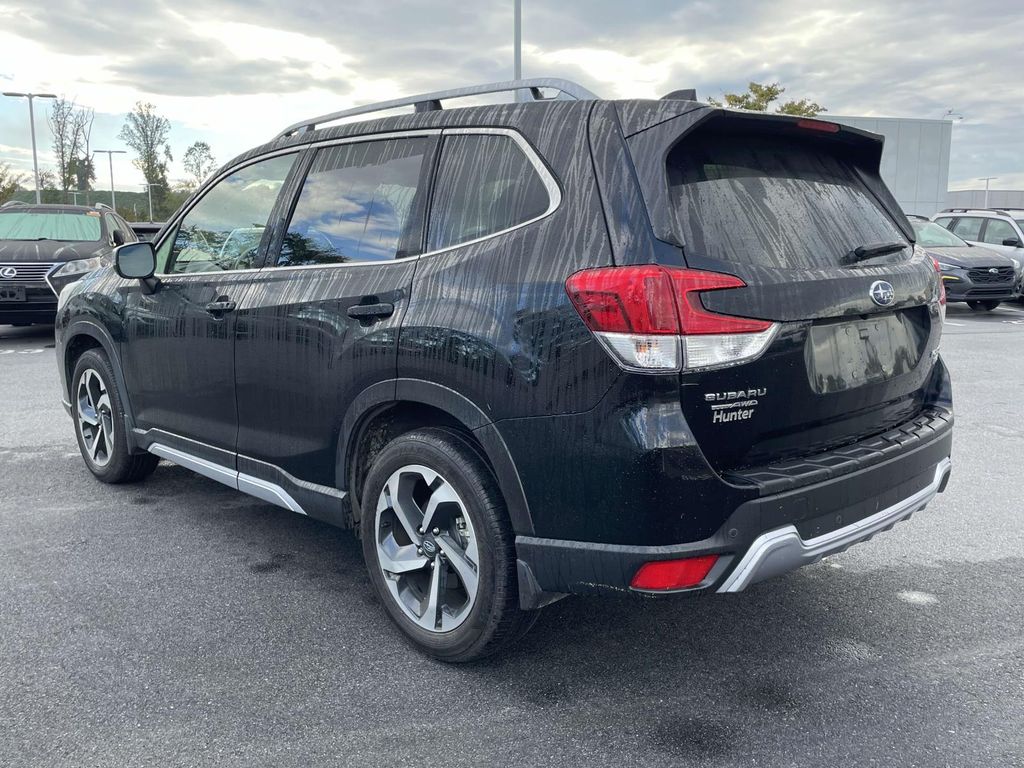 2024 Subaru Forester Touring photo 23