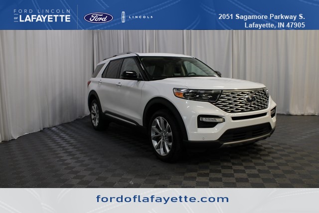 2023 Ford Explorer Platinum's photo