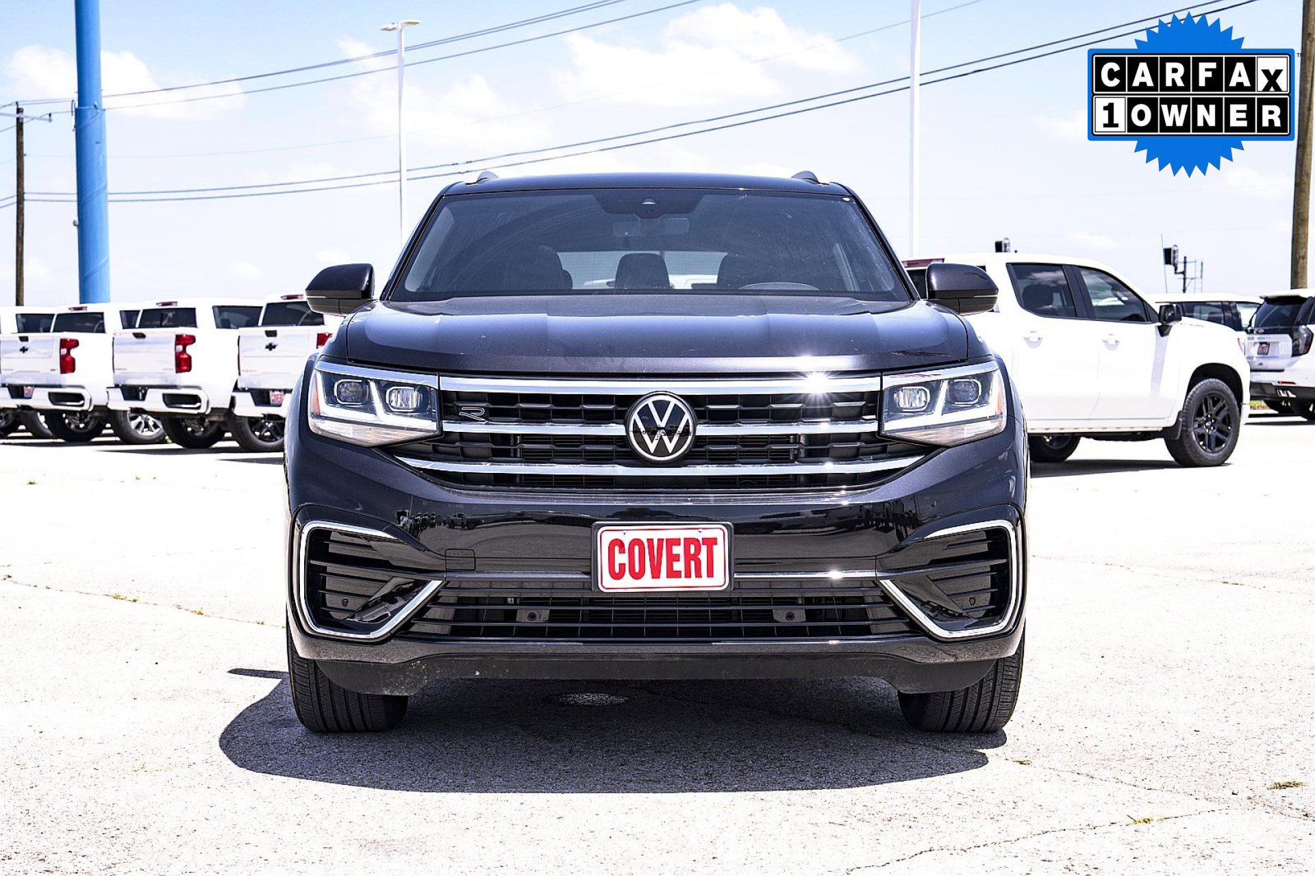 2022 Volkswagen Atlas Cross Sport V6 SEL R-Line photo 3