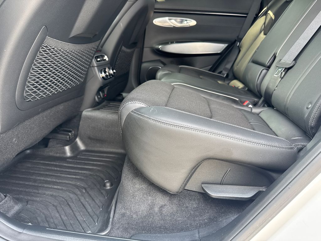 2025 Genesis GV70 2.5T photo 21