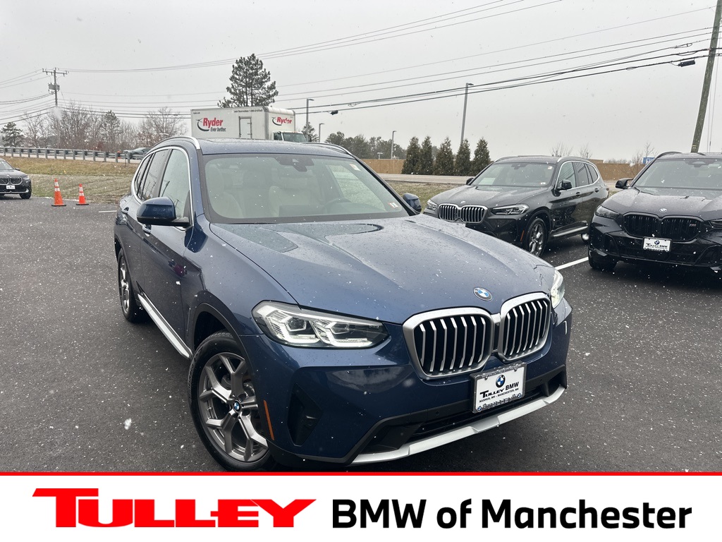 2022 BMW X3 30i's photo