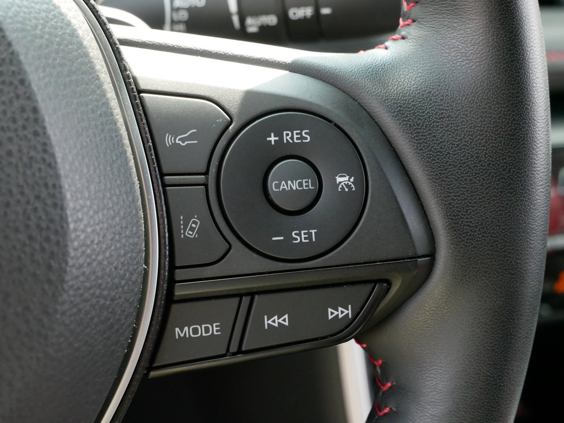 2023 Toyota RAV4 Prime XSE photo 23