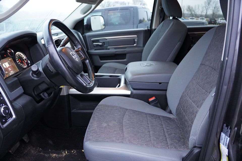 2017 Ram 2500 Big Horn photo 4