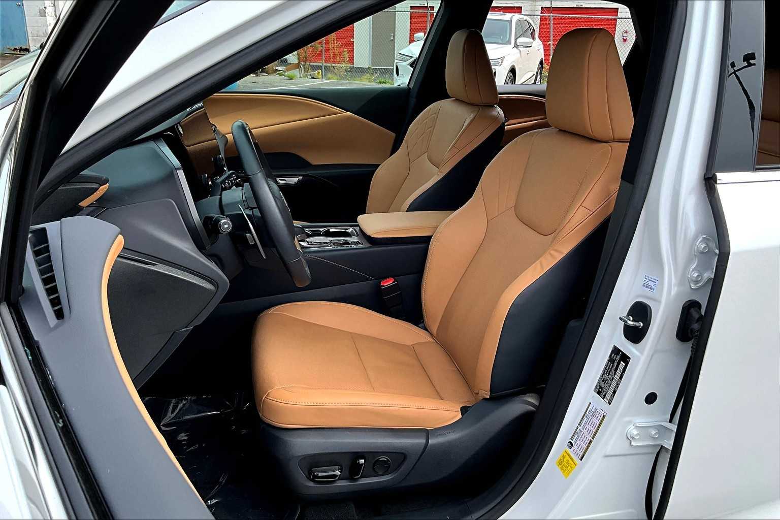 2023 Lexus RX Premium AWD photo 7