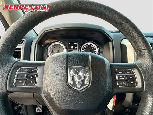 2020 Ram 1500 Classic SLT photo 9