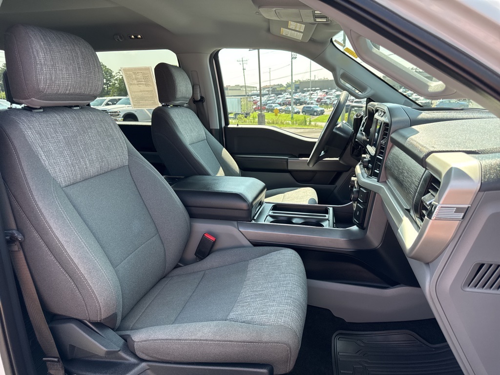 2021 Ford F-150 XLT photo 25