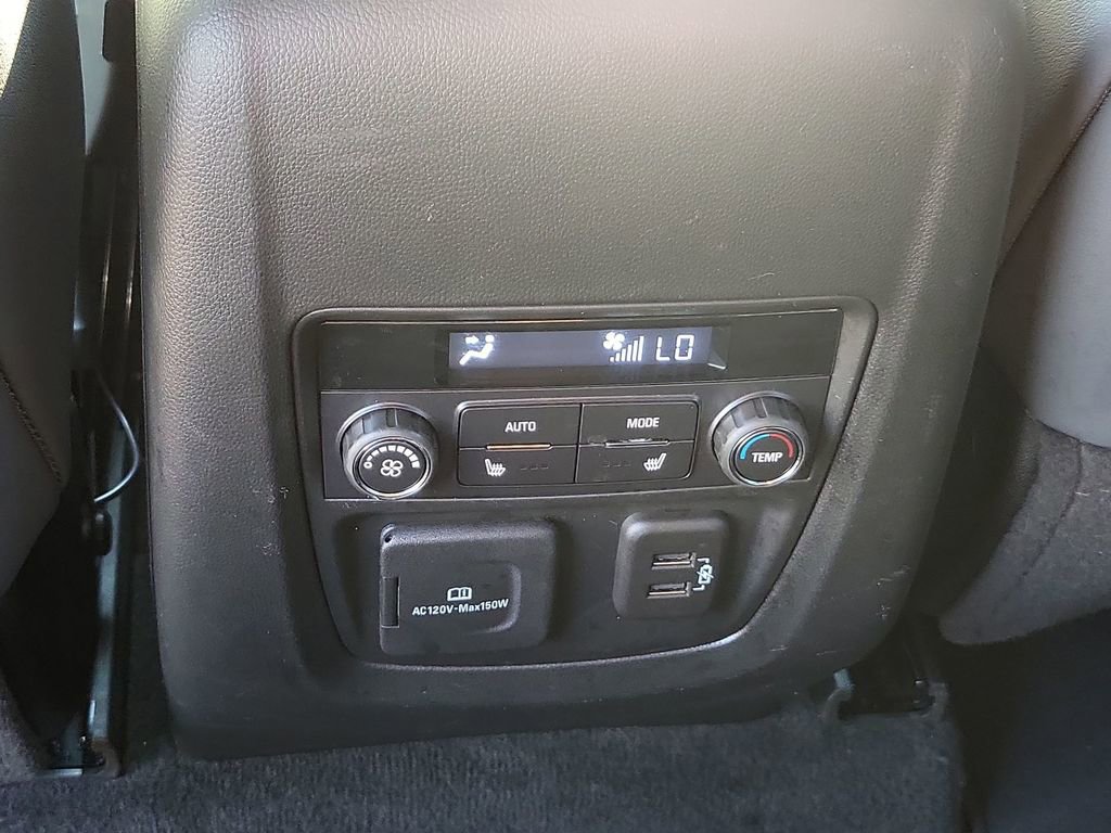 2024 Buick Enclave Premium photo 19