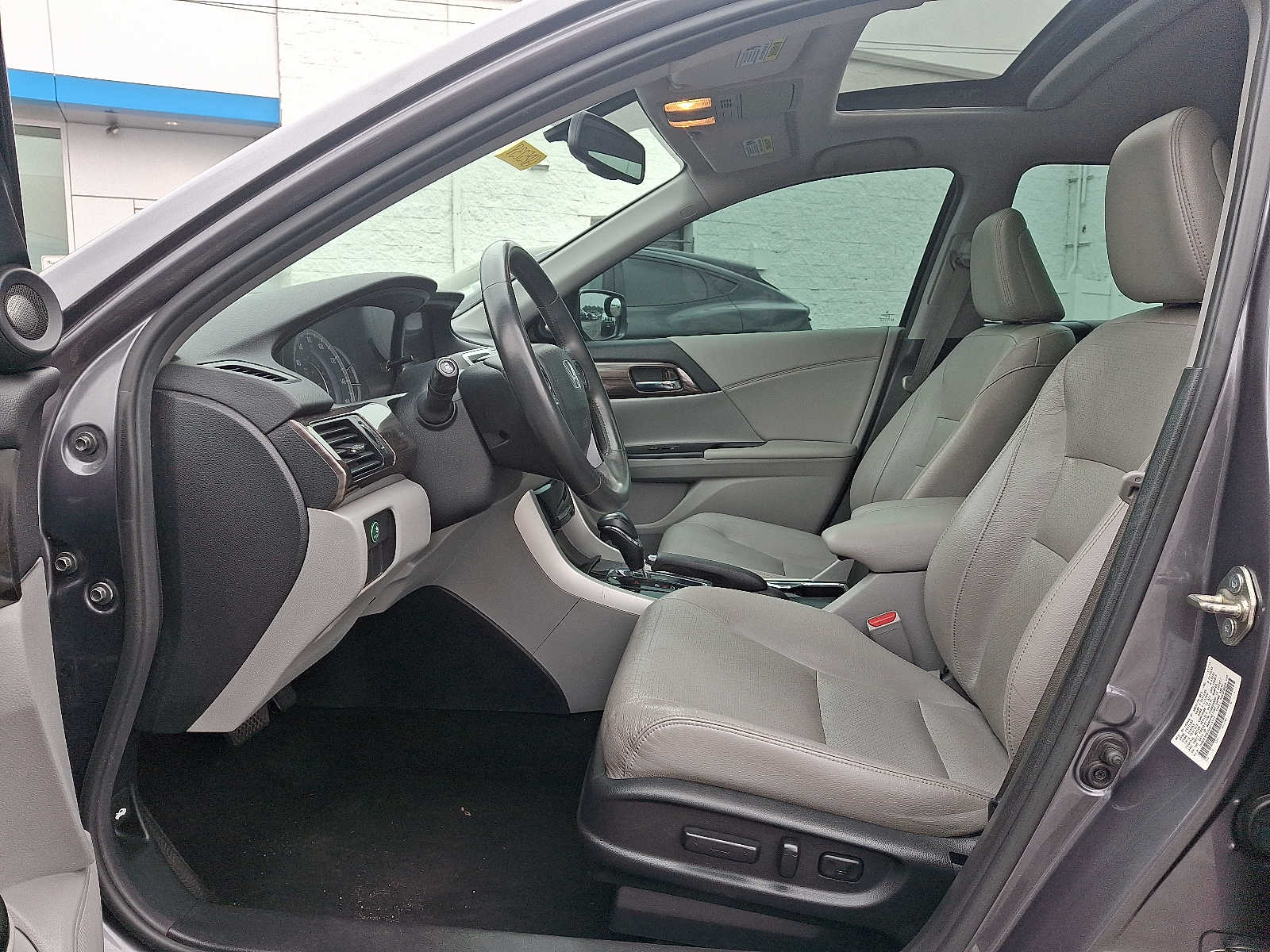 2016 Honda Accord EX-L V6 photo 12