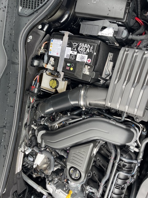 2025 Volkswagen Taos SE photo 25