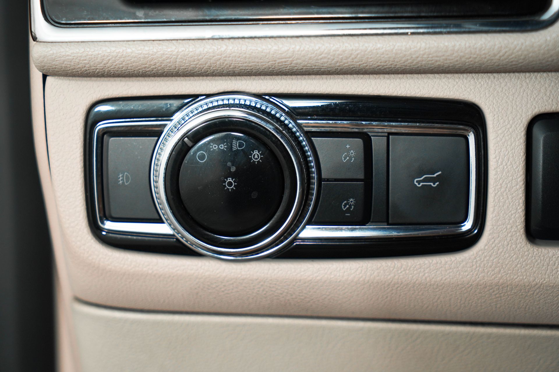 2018 Lincoln Navigator L Reserve photo 25