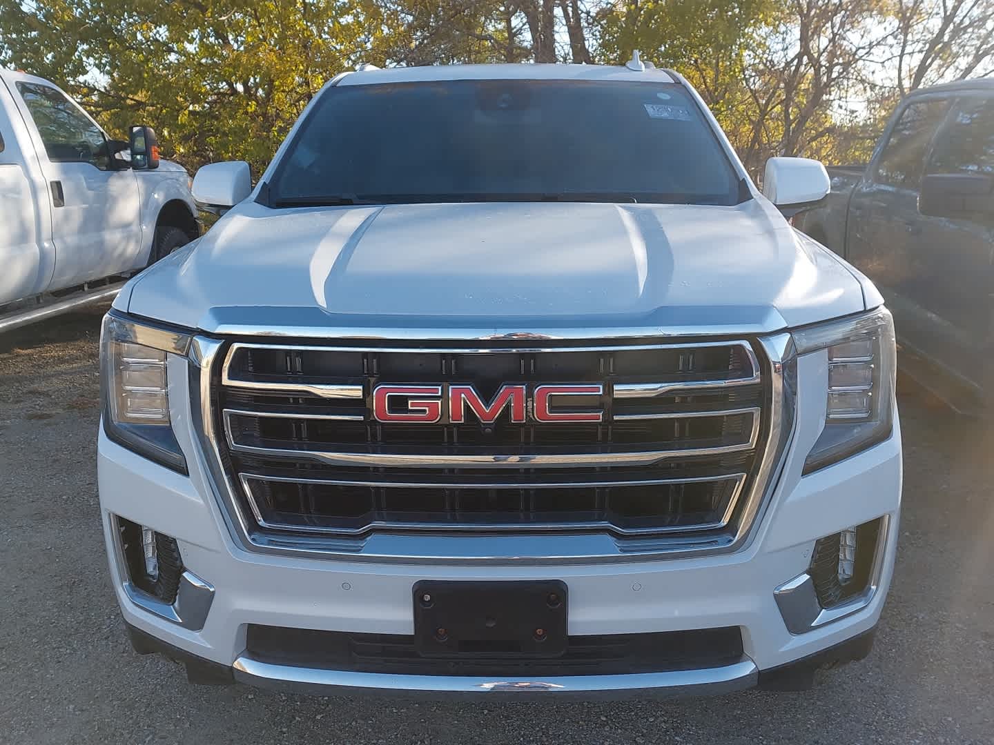 2023 Gmc Yukon XL SLT photo 2