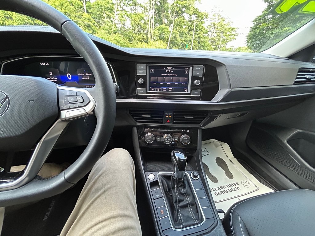 2024 Volkswagen Jetta 1.5T SE photo 13