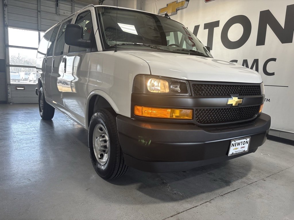 2025 Chevrolet Express Cargo 2500 photo 30