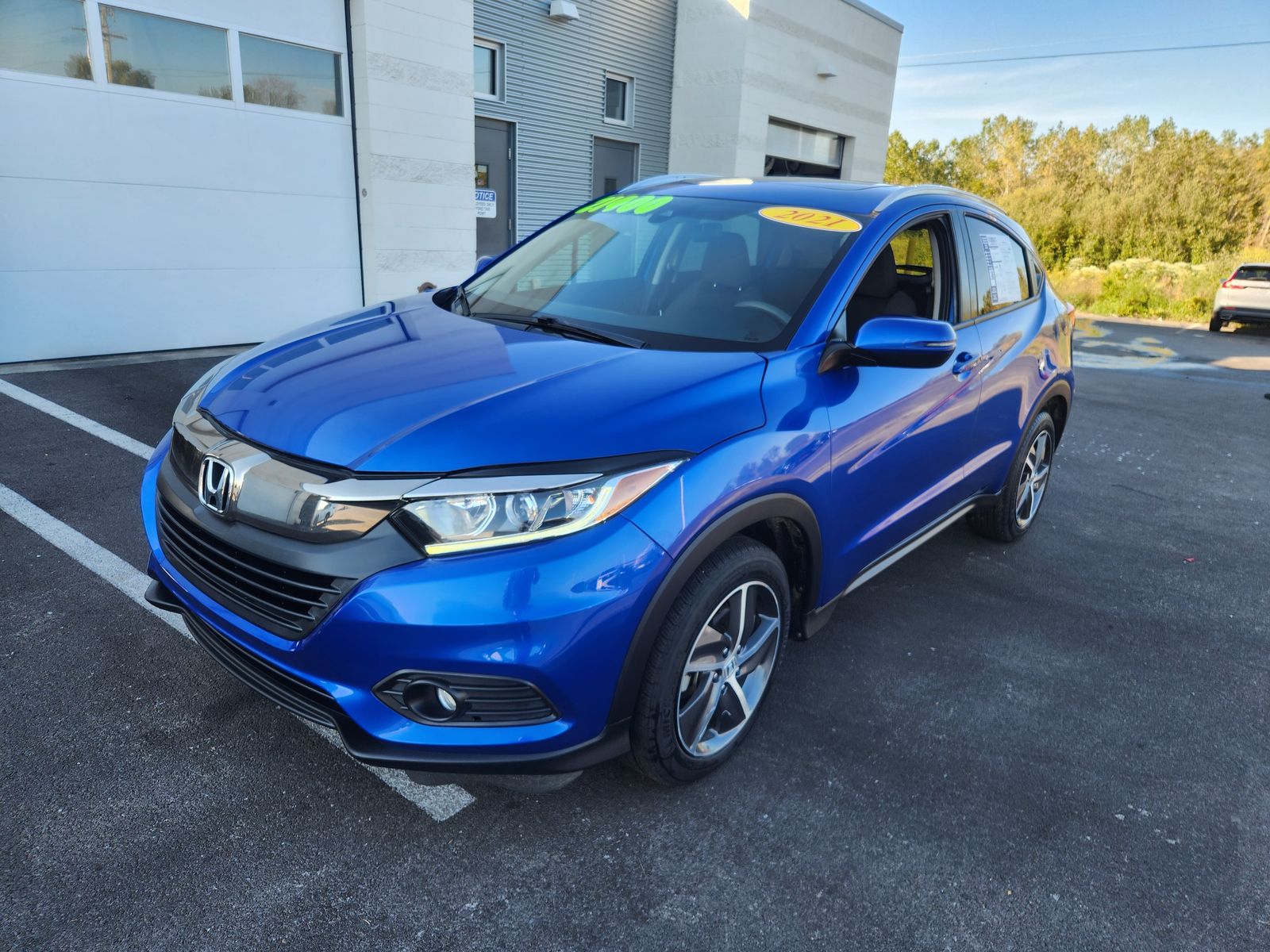 2021 Honda HR-V EX photo 2