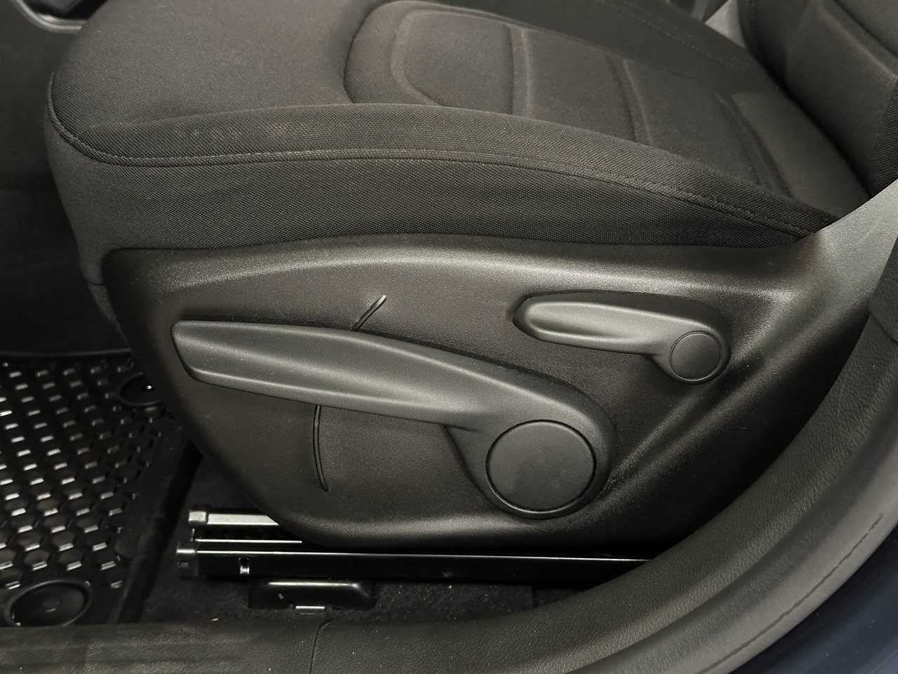 2022 Jeep Renegade Latitude photo 15