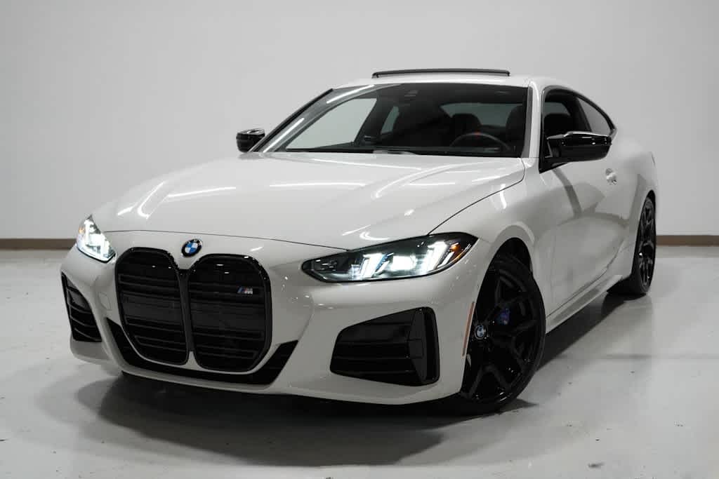 2025 BMW 4 Series M440i's photo