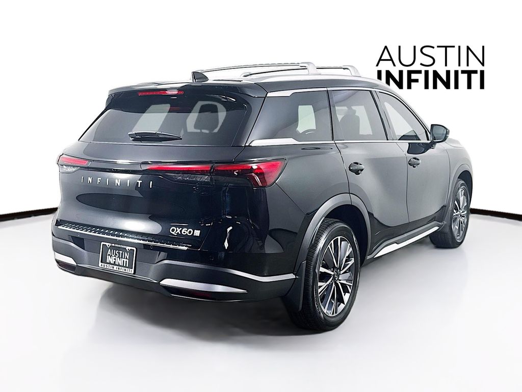 2026 Infiniti QX60 Luxe photo 5
