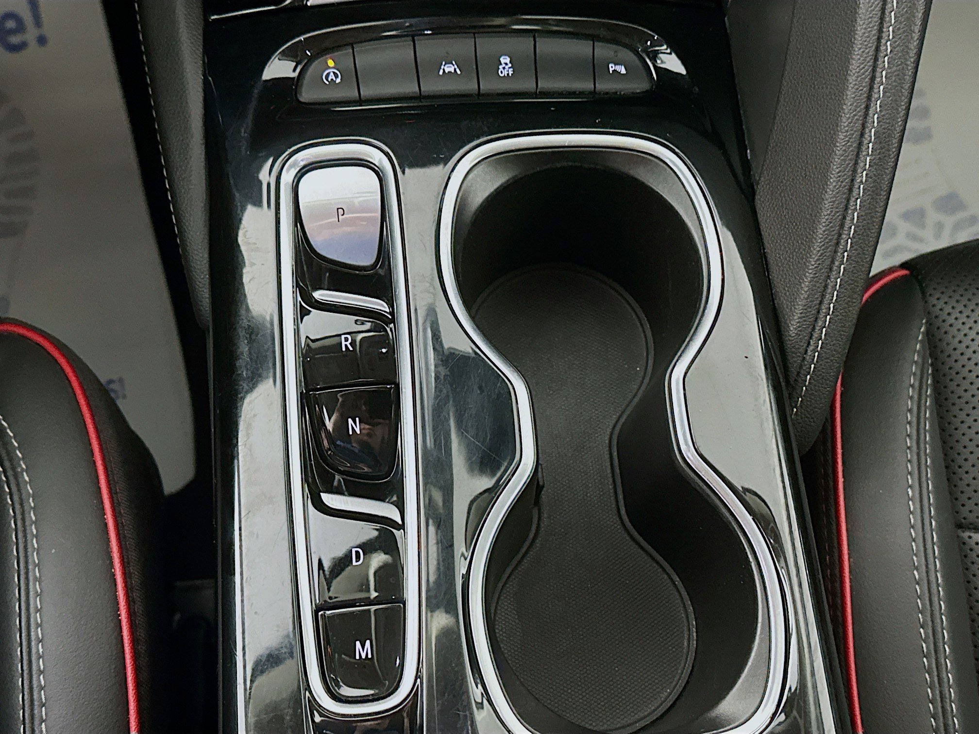 2023 Buick Envision Essence photo 16