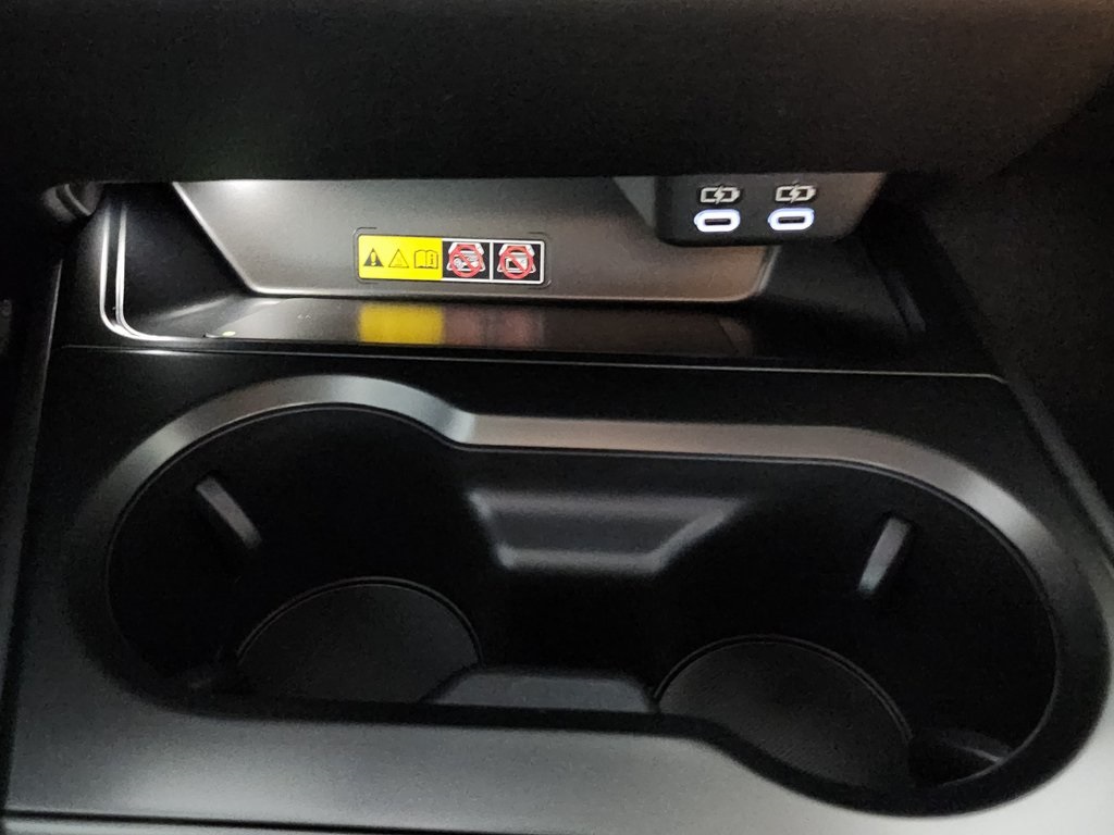 2025 Lexus UX photo 20