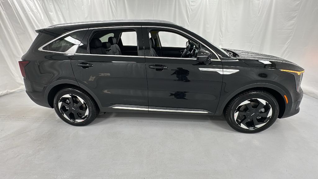 2026 Kia Sorento Hybrid EX photo 2