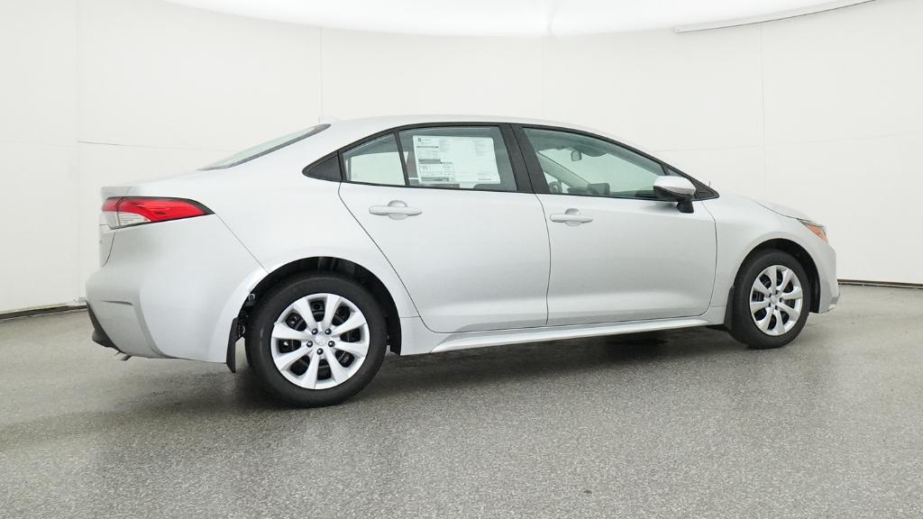 2025 Toyota Corolla LE photo 20