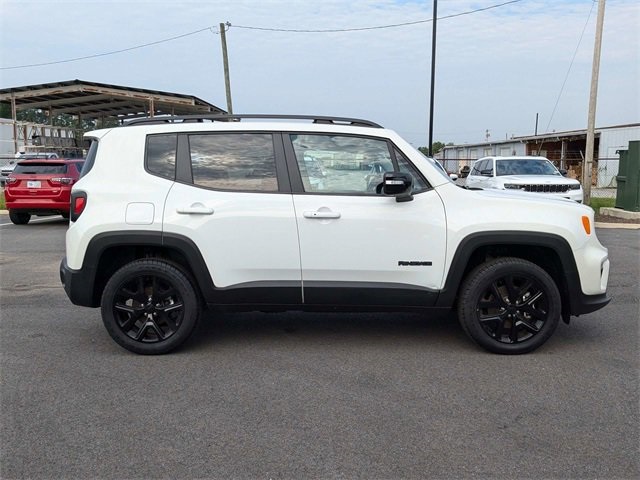 2023 Jeep Renegade Altitude photo 3