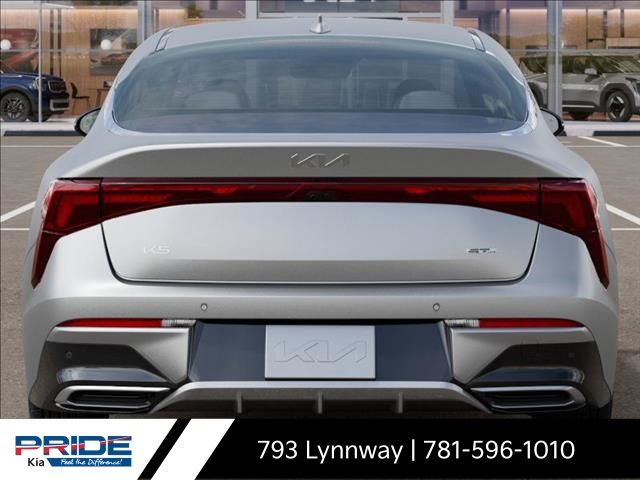 2025 Kia K5 GT-Line photo 13
