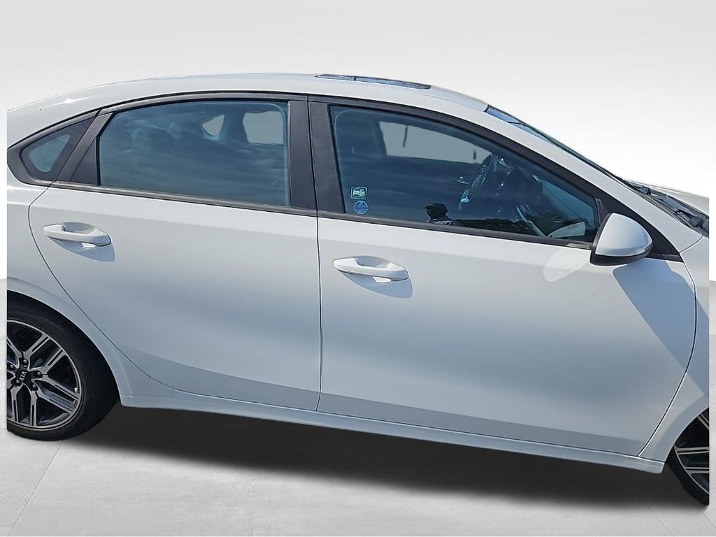 2019 Kia Forte S photo 6