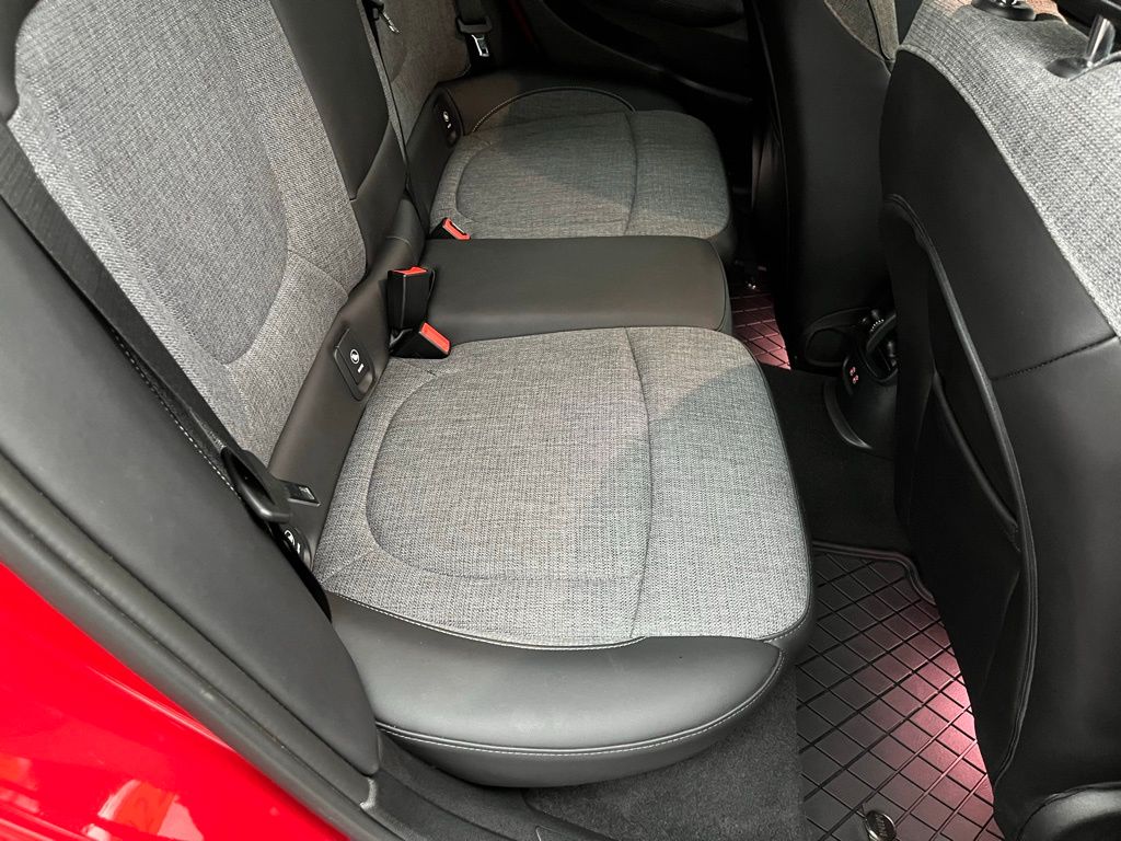 2022 Mini Cooper Base S ALL4 photo 31