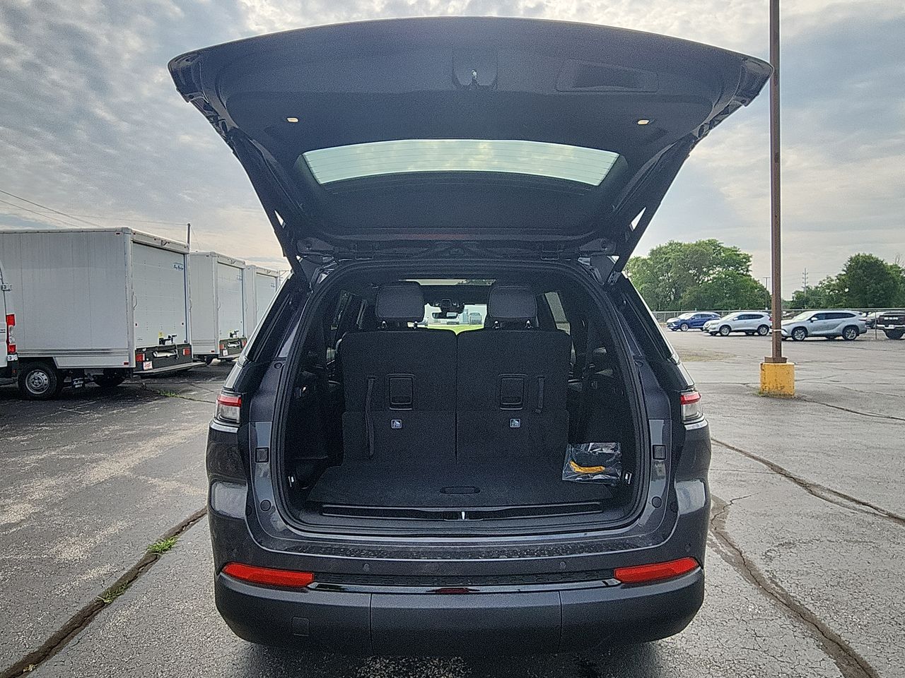 2025 Jeep Grand Cherokee Limited photo 21